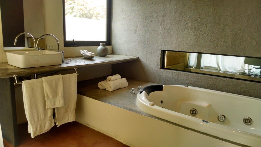 Hotel Boutique La Milagrosa Тепостлан Номер фото